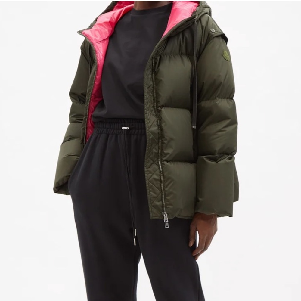 MONCLER
Asaret detachable-sleeve hooded quilted down coat